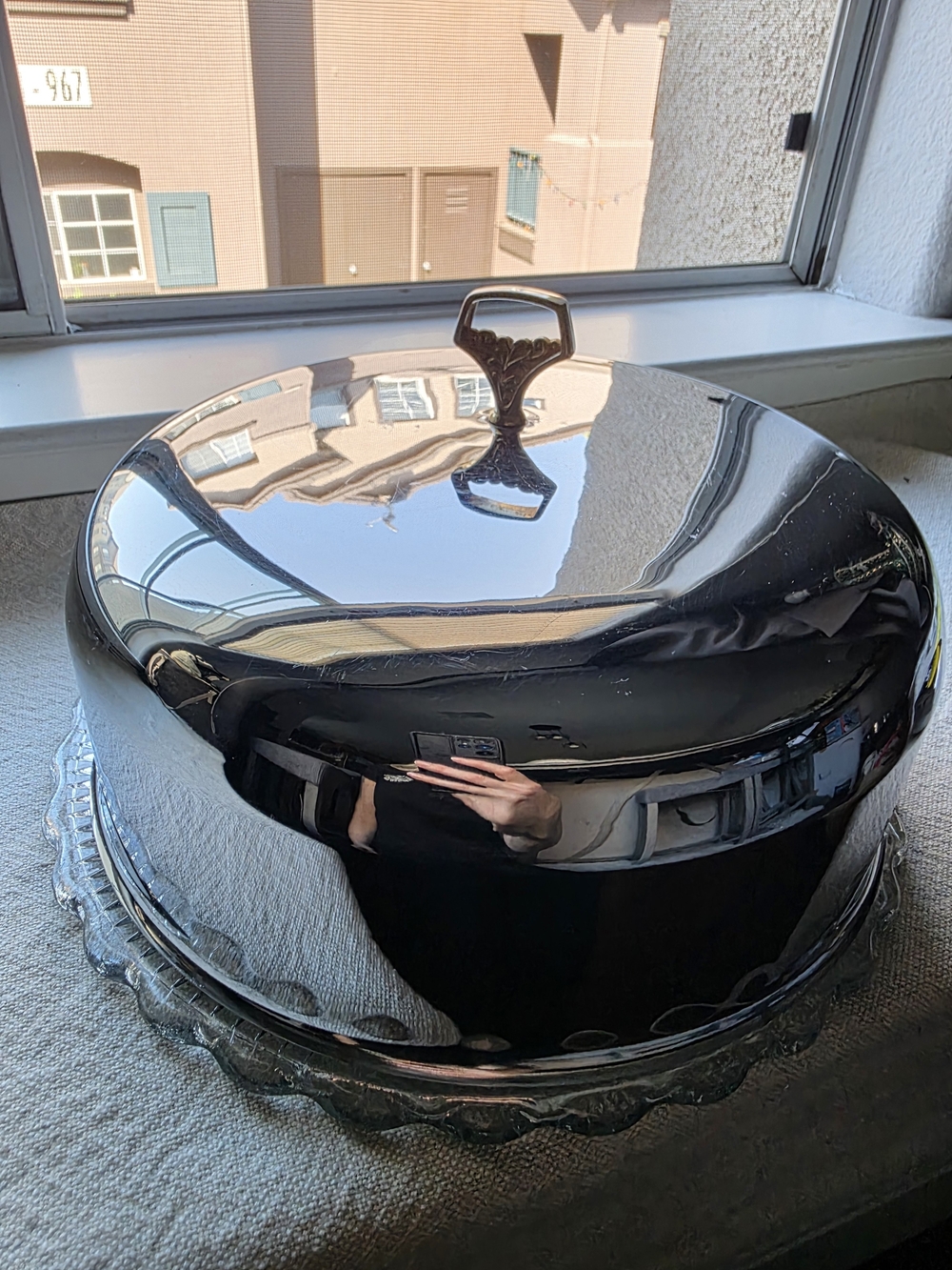 🌟 Vintage MCM Chrome Cake Dome & Scalloped Glass Stand 🌟